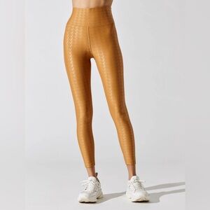 Carbon38 Houndstooth Takara Shine 7/8 High-Waisted Leggings in Brown Sugar